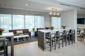 Hilton Suites Brentwood