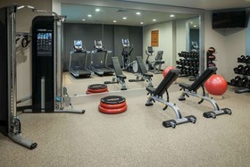 Hilton Suites Brentwood
