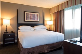 Hilton Suites Brentwood