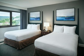 Hilton Suites Brentwood