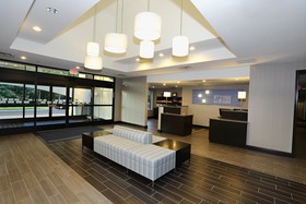 Holiday Inn Express Brentwood South - Cool Springs
