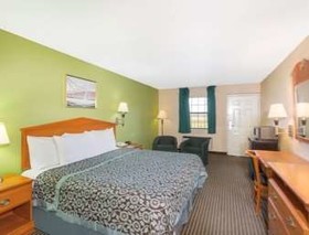 Days Inn by Wyndham Brownsville