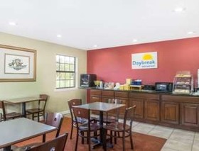 Days Inn by Wyndham Brownsville