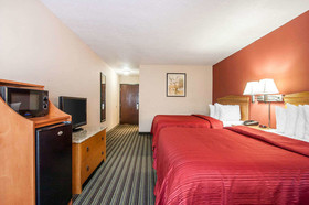 Quality Inn And Suites Centerville