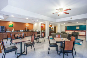 Quality Inn And Suites Centerville