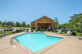 Quality Inn And Suites Centerville