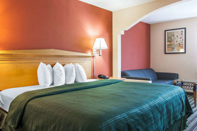 Quality Inn And Suites Centerville