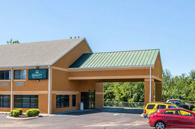 Quality Inn And Suites Centerville