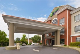 Holiday Inn Express & Suites Chattanooga East Ridge