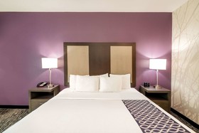 La Quinta Inn & Suites by Wyndham Chattanooga - Lookout Mtn