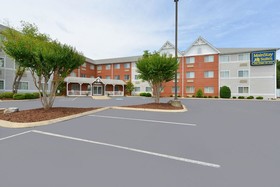 MainStay Suites
