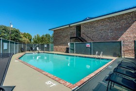 Motel 6 East Ridge #4423