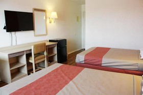 Motel 6 East Ridge #4423