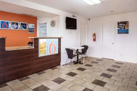 Motel 6 East Ridge #4423