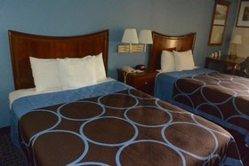 Days Inn by Wyndham Clarksville North