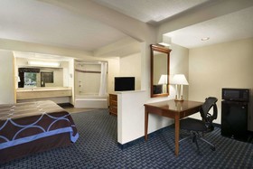 Days Inn by Wyndham Clarksville North