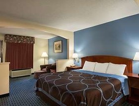 Days Inn by Wyndham Clarksville North