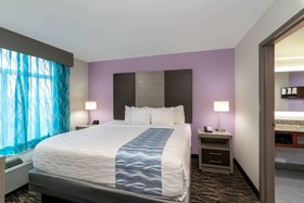 La Quinta Inn & Suites by Wyndham Clarksville