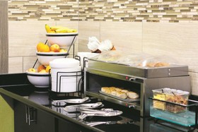 La Quinta Inn & Suites by Wyndham Clarksville