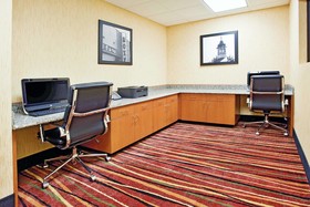 La Quinta Inn & Suites by Wyndham Clarksville