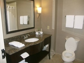 Holiday Inn Express Cleveland Northwest