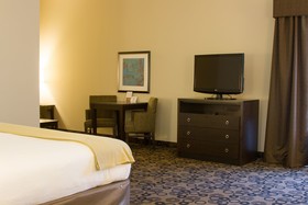 Holiday Inn Express Cleveland Northwest