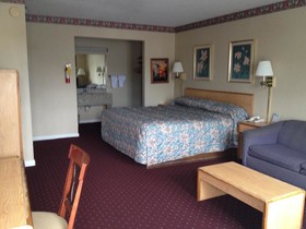 Knights Inn Cleveland