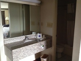 Knights Inn Cleveland
