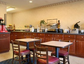Red Roof Inn & Suites Cleveland