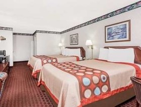 Super 8 by Wyndham Cleveland