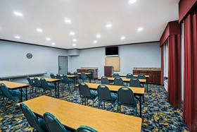 La Quinta Inn & Suites by Wyndham Cookeville