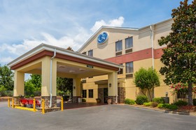 Comfort Suites