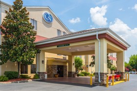 Comfort Suites