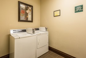 Comfort Suites
