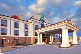 Holiday Inn Express Hotel & Suites Covington