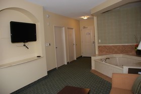 Holiday Inn Express Hotel & Suites Covington