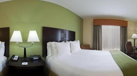 Holiday Inn Express Hotel & Suites Covington