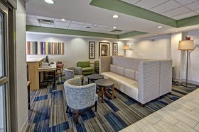 Holiday Inn Express Hotel & Suites Crossville
