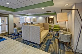 Holiday Inn Express Hotel & Suites Crossville