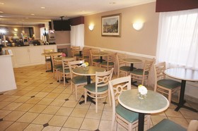 La Quinta Inn & Suites by Wyndham Nashville Franklin