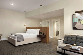 The Harpeth Franklin Downtown, Curio Collection by Hilton