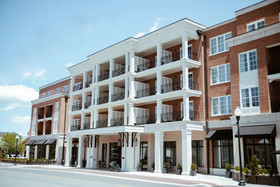 The Harpeth Franklin Downtown, Curio Collection by Hilton