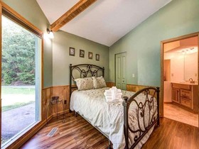 A Garden Blessing Cabin