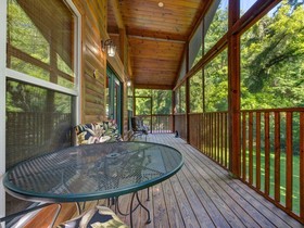 A Garden Blessing Cabin