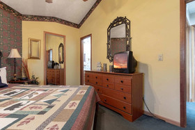 A Garden Blessing Cabin