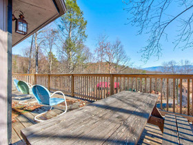 A Garden Blessing Cabin