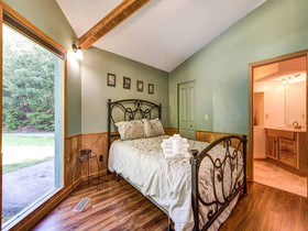 A Garden Blessing Cabin