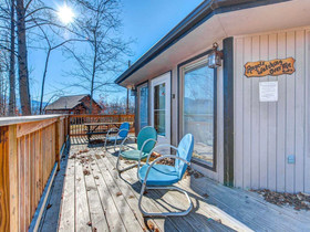 A Garden Blessing Cabin