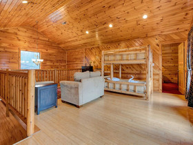 Apple Bear Lodge