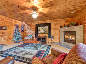 Apple Bear Lodge